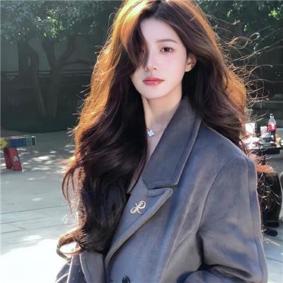 两女之间难为夫